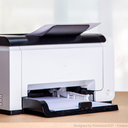 Ein weißer Drucker in Nahaufnahme