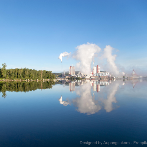 Eine Industrieanlage am Ufer eines Flusses