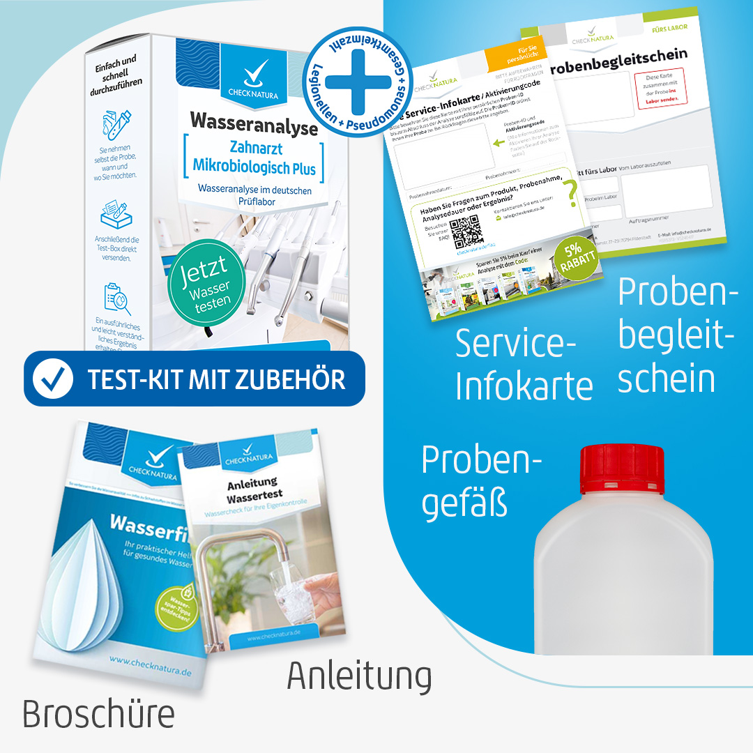 Testkit mit Zubehör: Service-Infokarte, Probenbegleitschein, Probengefäß, Anleitung und Wasserbroschüre.