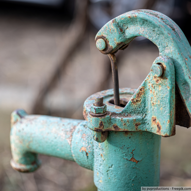 Alte Wasserpumpe